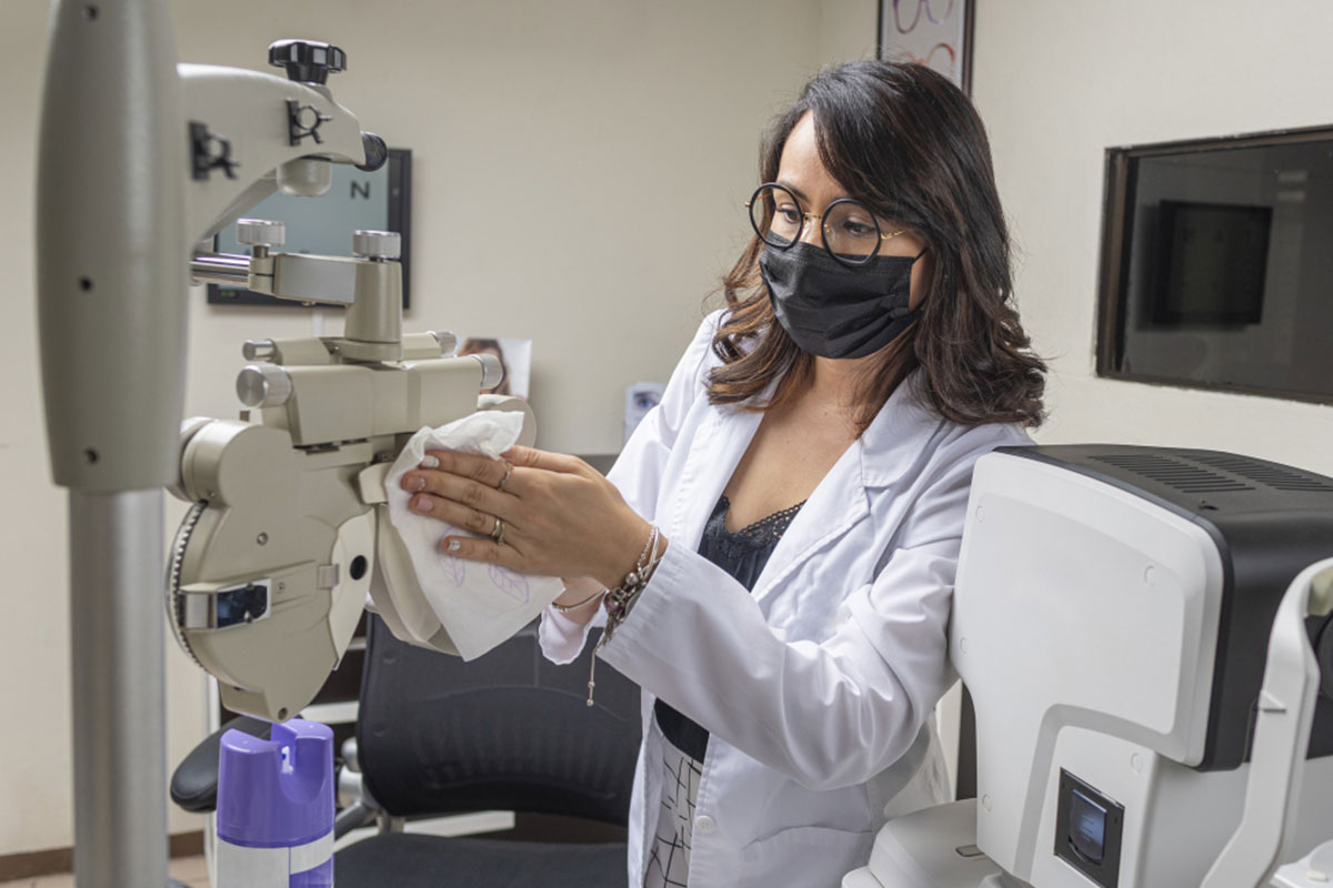 Clinical Optometry Career Training Programs